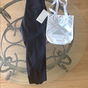 Wunder Under HR Crop 23” *Scp Black